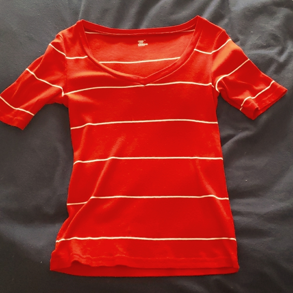 3/$15! Gap M Supersoft tee shirt